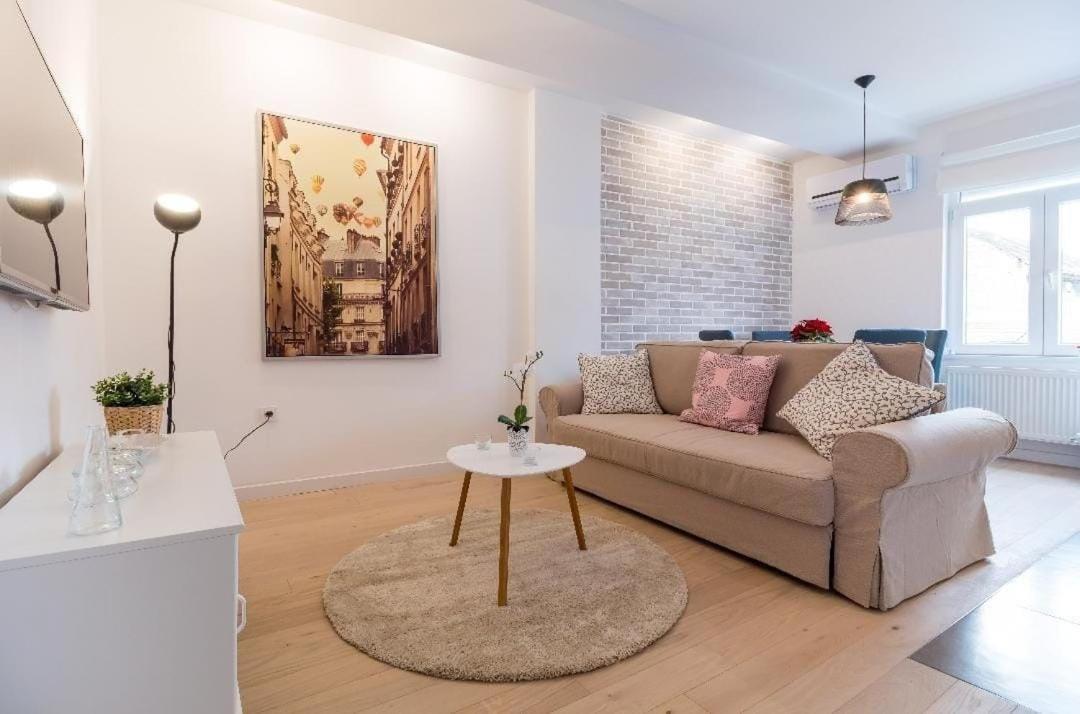 Apartman Cozy Center 5min Walk To Zrinjevac